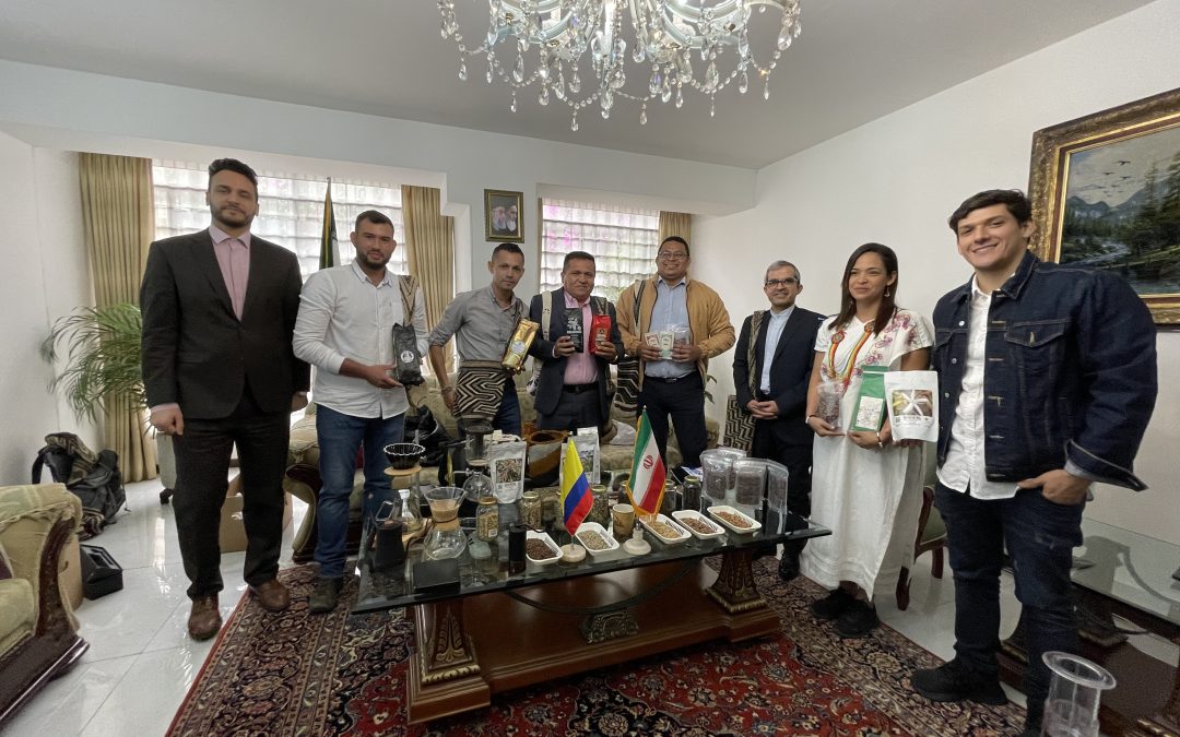 Clúster de Café, Cacao y Artesanías del Departamento del Cesar en reunión con el señor Embajador de la República Islámica de Irán, Ahmad Reza Kheirmand.